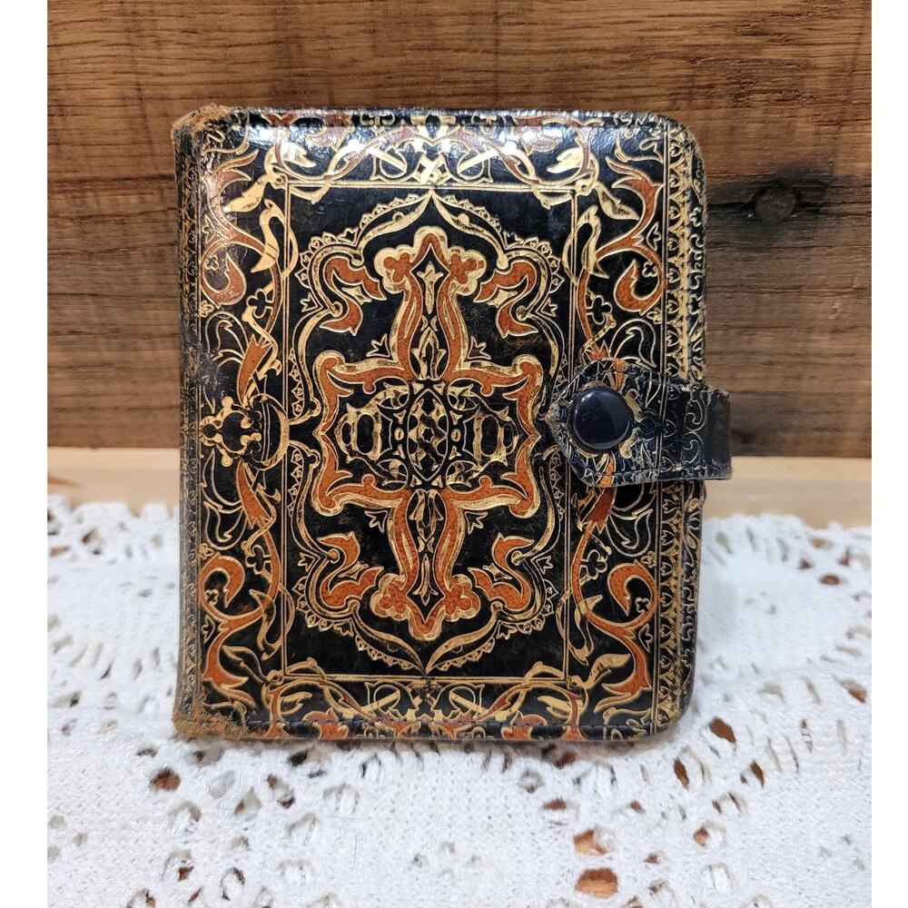 Vintage 60's ? Blue Leather Ornate Wallet Gold Detailing Brass Frame For Coins